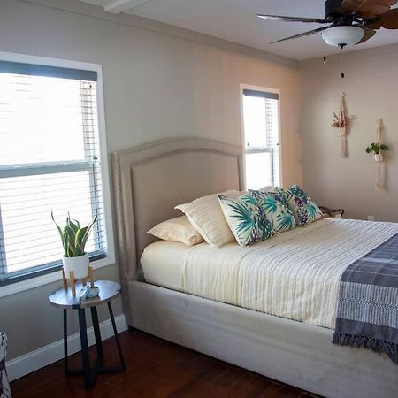 Two Bedroom Ranch With Private Deck Close To Beach Lake Worth Beach Esterno foto
