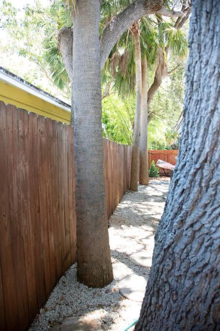 Two Bedroom Ranch With Private Deck Close To Beach Lake Worth Beach Esterno foto