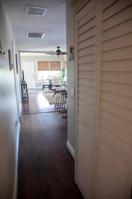 Two Bedroom Ranch With Private Deck Close To Beach Lake Worth Beach Esterno foto