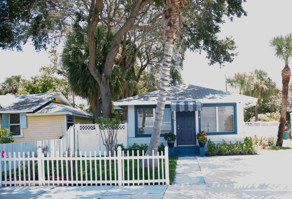 Two Bedroom Ranch With Private Deck Close To Beach Lake Worth Beach Esterno foto
