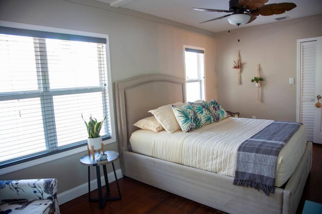 Two Bedroom Ranch With Private Deck Close To Beach Lake Worth Beach Esterno foto