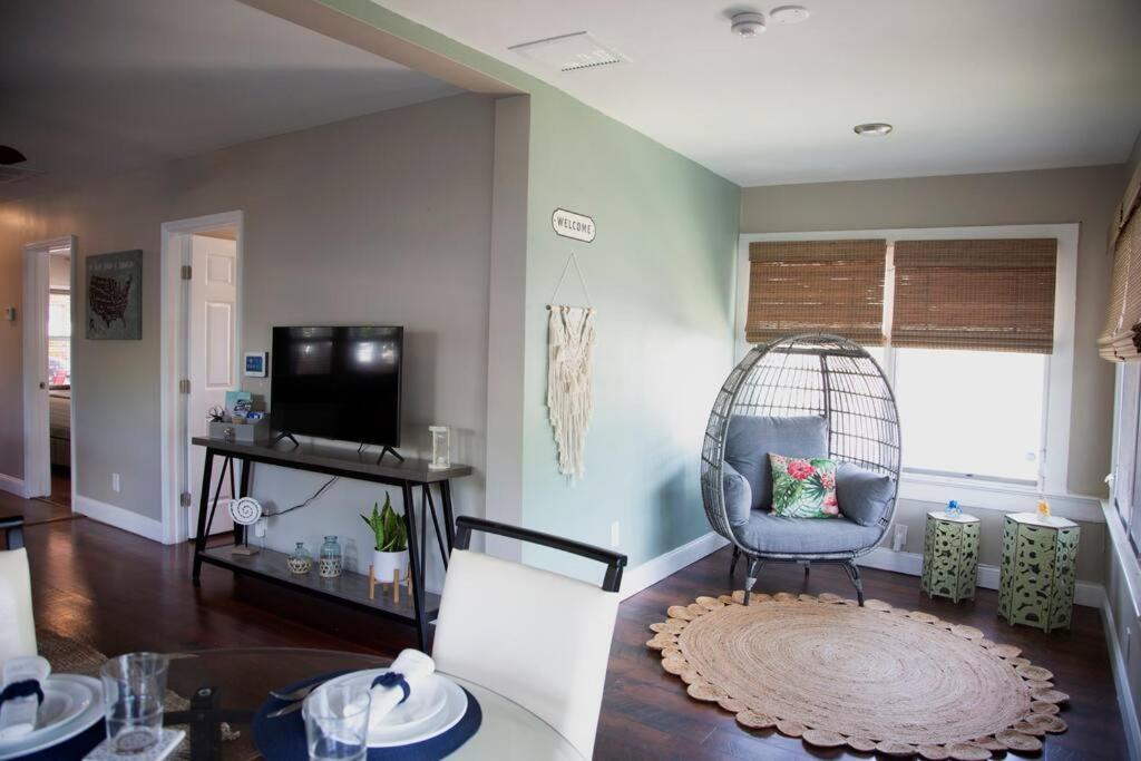 Two Bedroom Ranch With Private Deck Close To Beach Lake Worth Beach Esterno foto